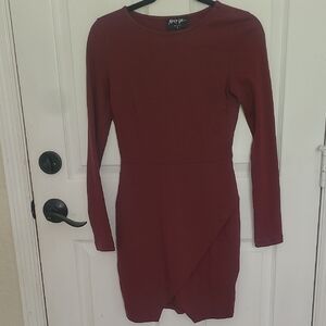Ivory Ella Women's Burgundy Dress